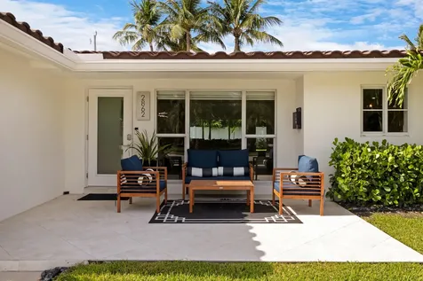 2862 Ne 35th Court Lighthouse Point FL 33064