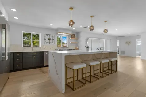 2862 Ne 35th Court Lighthouse Point FL 33064