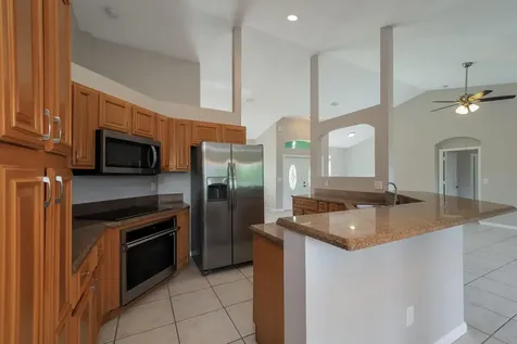 3889 SW Wycoff Street Port Saint Lucie FL 34953