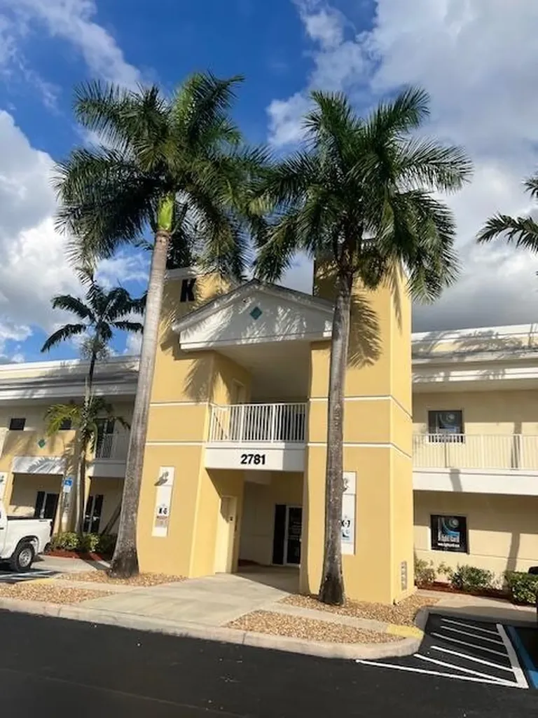 2781 Vista Parkway West Palm Beach FL 33411