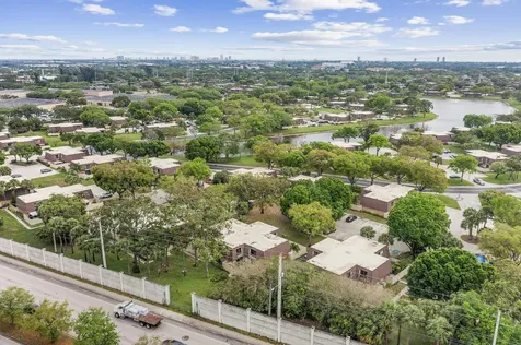 7520 75th Way West Palm Beach FL 33407
