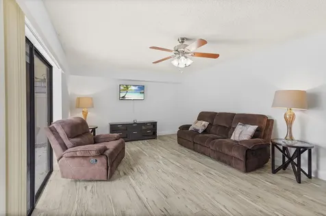 7520 75th Way West Palm Beach FL 33407