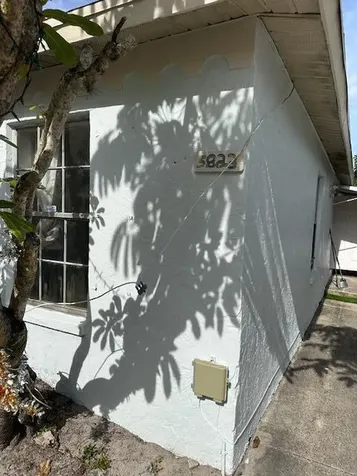 5823 S 37th Court Greenacres FL 33463