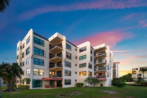 374 Golfview Road North Palm Beach FL 33408