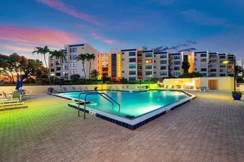 374 Golfview Road North Palm Beach FL 33408