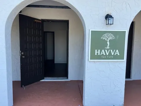 386-396 Malverne Boulevard West Palm Beach FL 33405