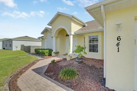 641 Sw Lindsay Street Port Saint Lucie FL 34953