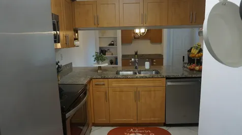 6511 Emerald Dunes Drive West Palm Beach FL 33411