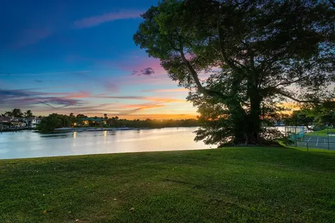 374 Golfview Road North Palm Beach FL 33408