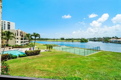 374 Golfview Road North Palm Beach FL 33408
