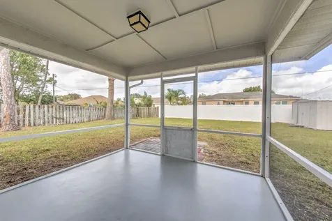 554 Nw Twylite Terrace Port Saint Lucie FL 34983