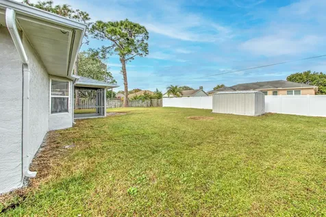 554 Nw Twylite Terrace Port Saint Lucie FL 34983