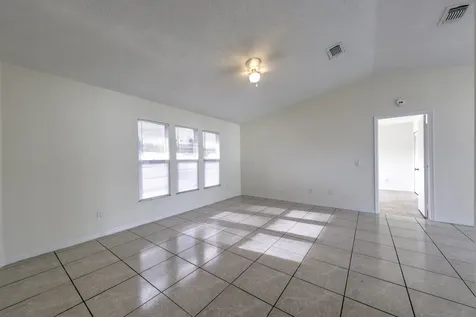 554 Nw Twylite Terrace Port Saint Lucie FL 34983