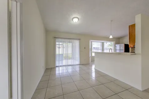 554 Nw Twylite Terrace Port Saint Lucie FL 34983