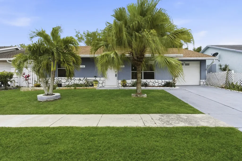 6130 Bluegrass Circle Greenacres FL 33463