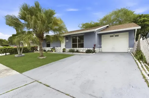 6130 Bluegrass Circle Greenacres FL 33463