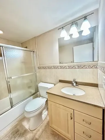 715 Normandy O Delray Beach FL 33484