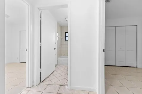 13751 59th Court Royal Palm Beach FL 33411