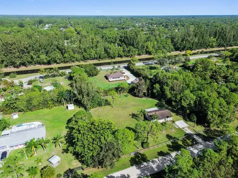 13751 59th Court Royal Palm Beach FL 33411