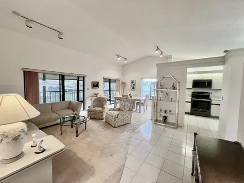 10711 Ocean Palm Way Boynton Beach FL 33437