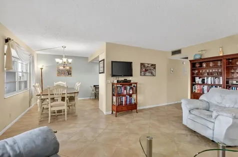 3009 Yarmouth A Boca Raton FL 33434