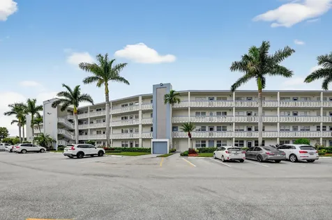 3009 Yarmouth A Boca Raton FL 33434