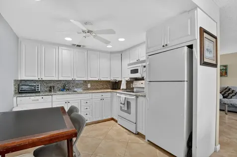 3009 Yarmouth A Boca Raton FL 33434