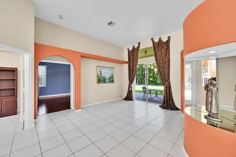 5941 Nw 99th Avenue Parkland FL 33076