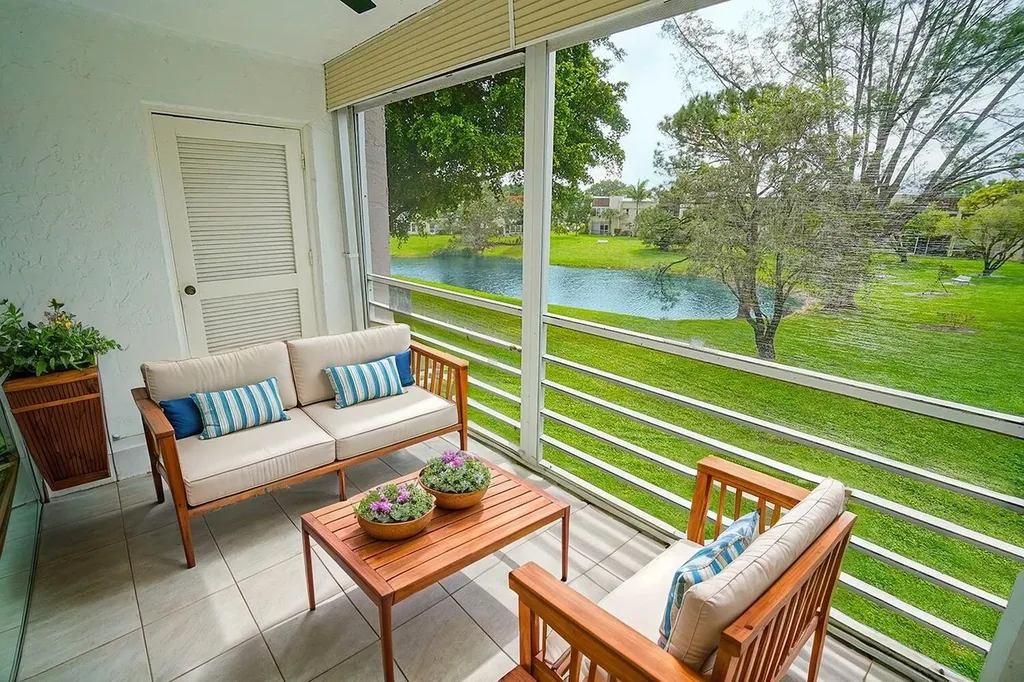 2828 Casita Way Delray Beach FL 33445