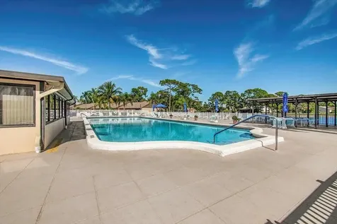 436 Pine Glen Lane Greenacres FL 33463