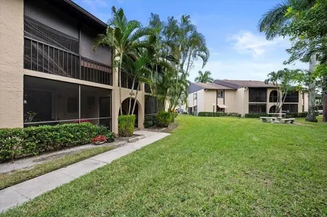 436 Pine Glen Lane Greenacres FL 33463