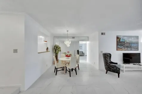 7844 La Mirada Drive Boca Raton FL 33433