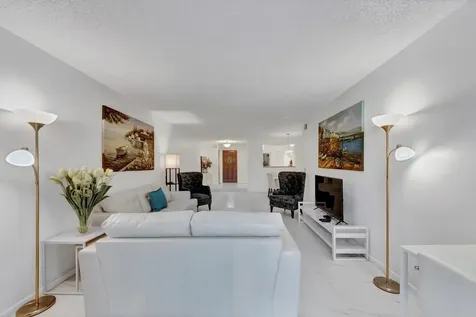 7844 La Mirada Drive Boca Raton FL 33433