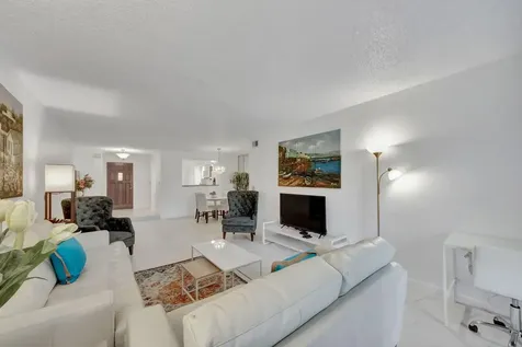 7844 La Mirada Drive Boca Raton FL 33433