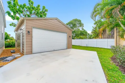 1757 12th Court Lake Worth Beach FL 33460