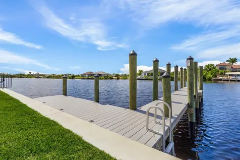 4240 Nw 33rd Lane Cape Coral FL 33993