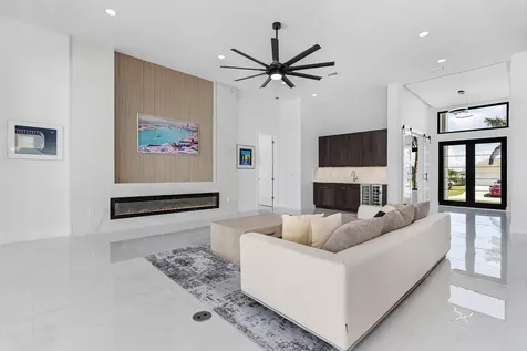4240 Nw 33rd Lane Cape Coral FL 33993