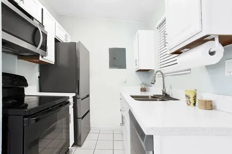 5241 Ne 16th Terrace Pompano Beach FL 33064