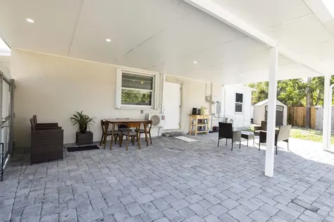5241 Ne 16th Terrace Pompano Beach FL 33064
