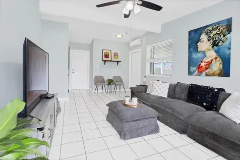 5241 Ne 16th Terrace Pompano Beach FL 33064