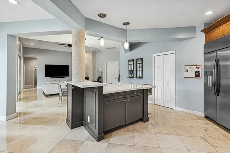 2450 Nw 41st Street Boca Raton FL 33431