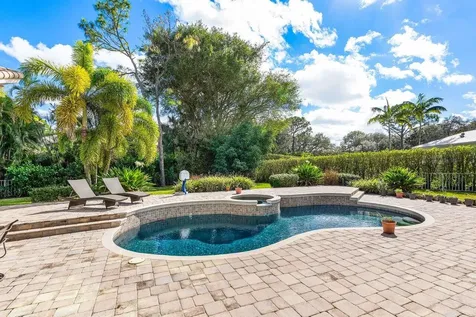 2450 Nw 41st Street Boca Raton FL 33431