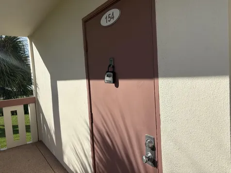 154 Preston D Boca Raton FL 33434