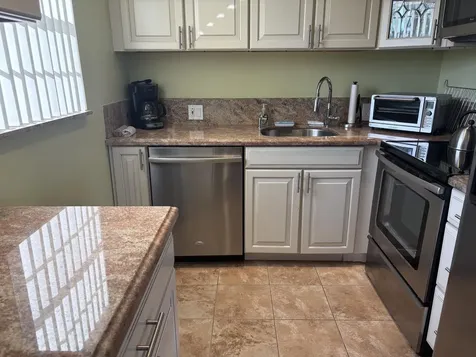 154 Preston D Boca Raton FL 33434