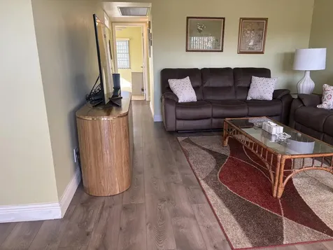 154 Preston D Boca Raton FL 33434