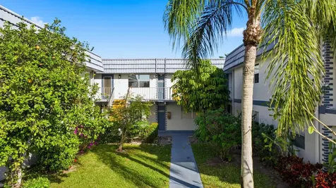 374 Tuscany Delray Beach FL 33446