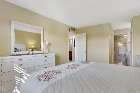 806 Se 7th Street Deerfield Beach FL 33441
