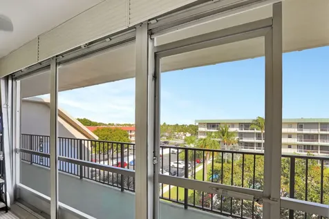 806 Se 7th Street Deerfield Beach FL 33441
