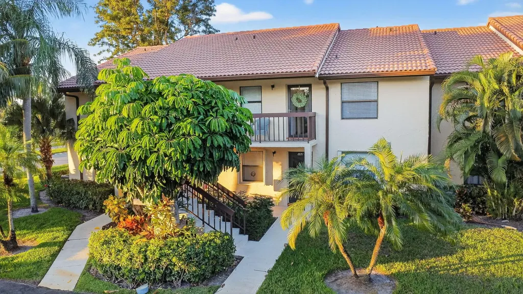 4542 Lucerne Lakes Boulevard Lake Worth FL 33467