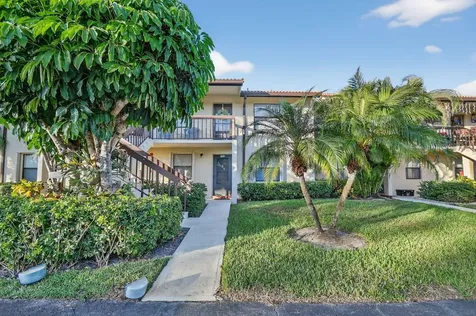 4542 Lucerne Lakes Boulevard Lake Worth FL 33467